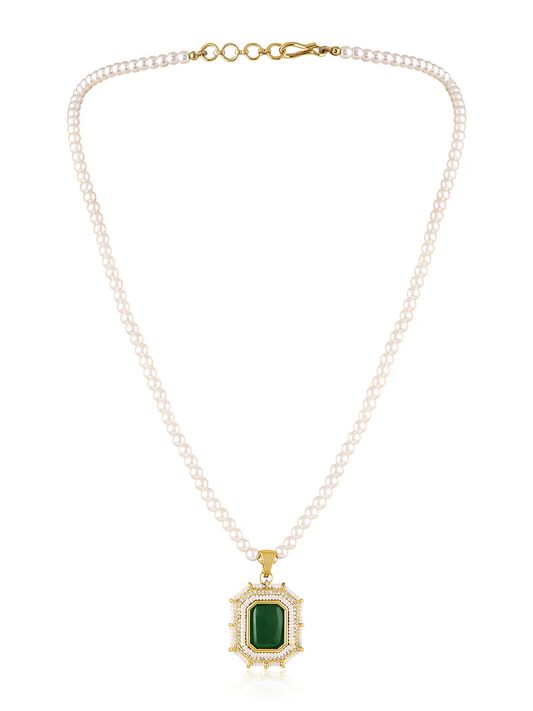 Emerald Noor Pearl Necklace Set