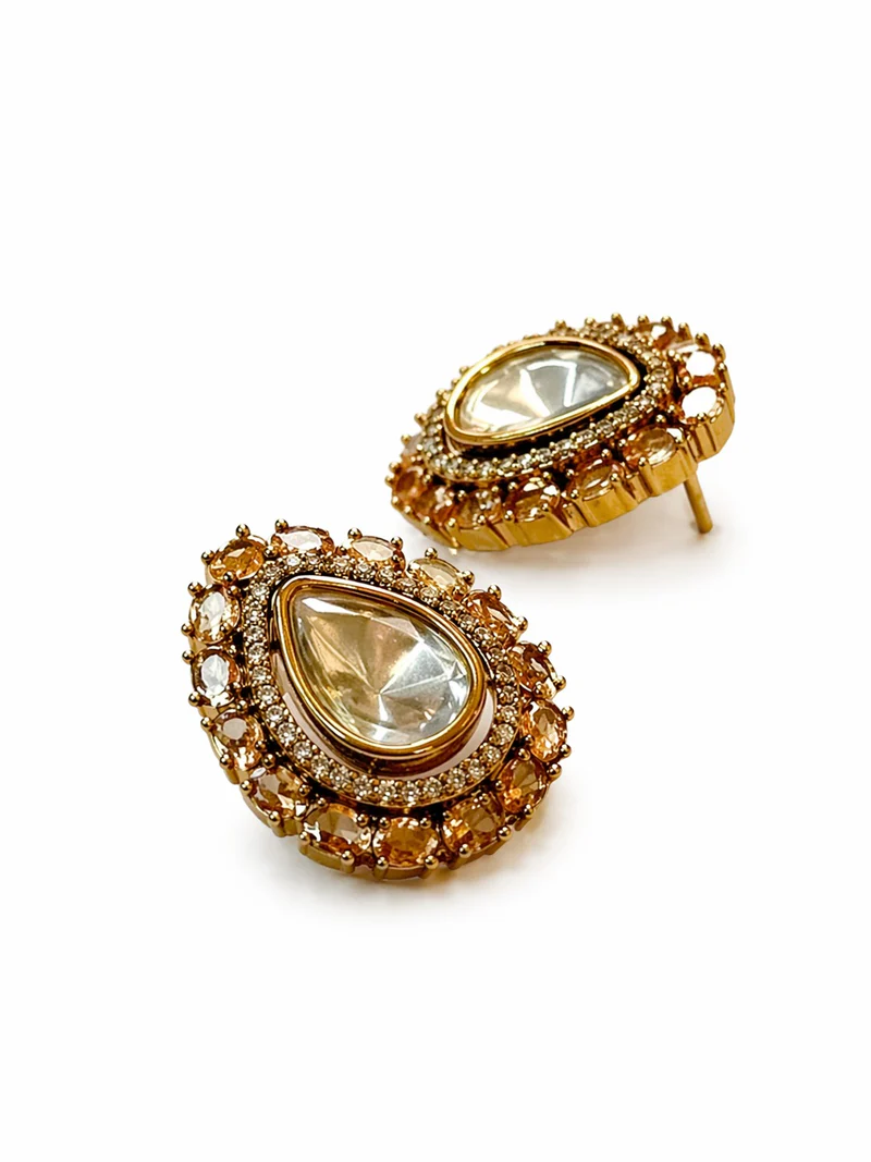 Noor-e-Zevar Teardrop Stud Earrings