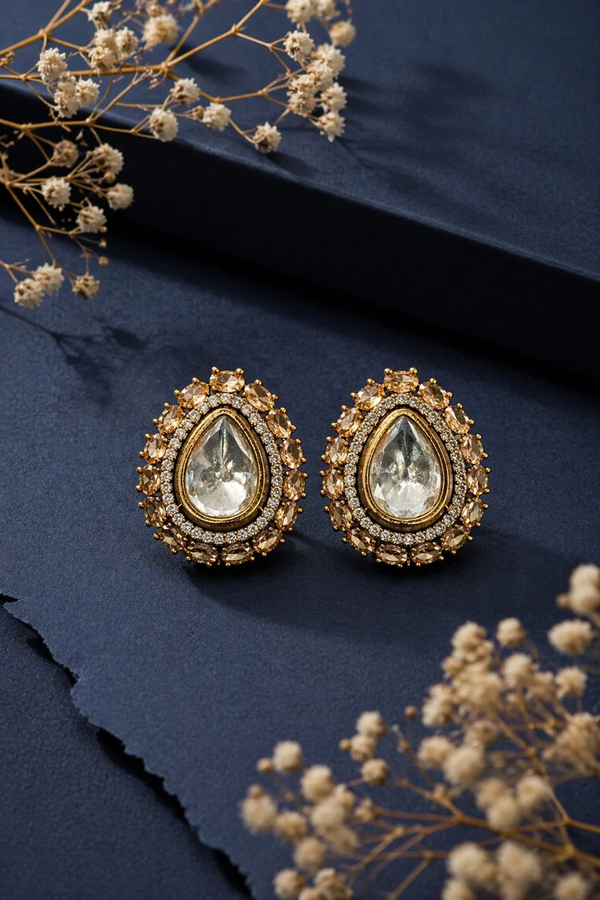 Noor-e-Zevar Teardrop Stud Earrings
