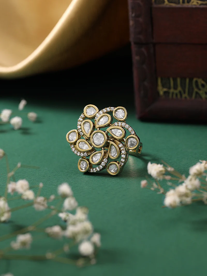 Noor Spiral Kundan Ring
