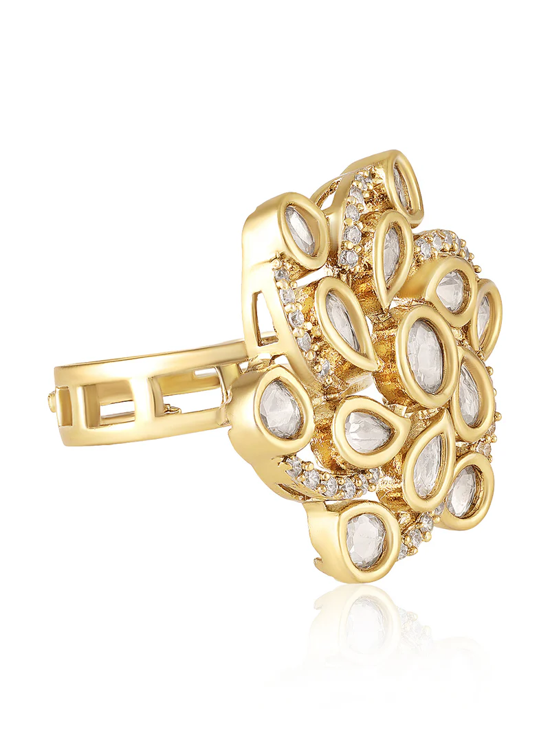 Noor Spiral Kundan Ring